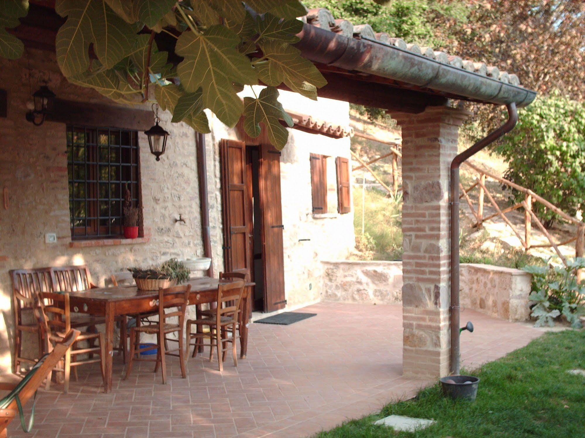 Agriturismo Bio Tra Cielo E Terra Apartment Grutti Exterior photo