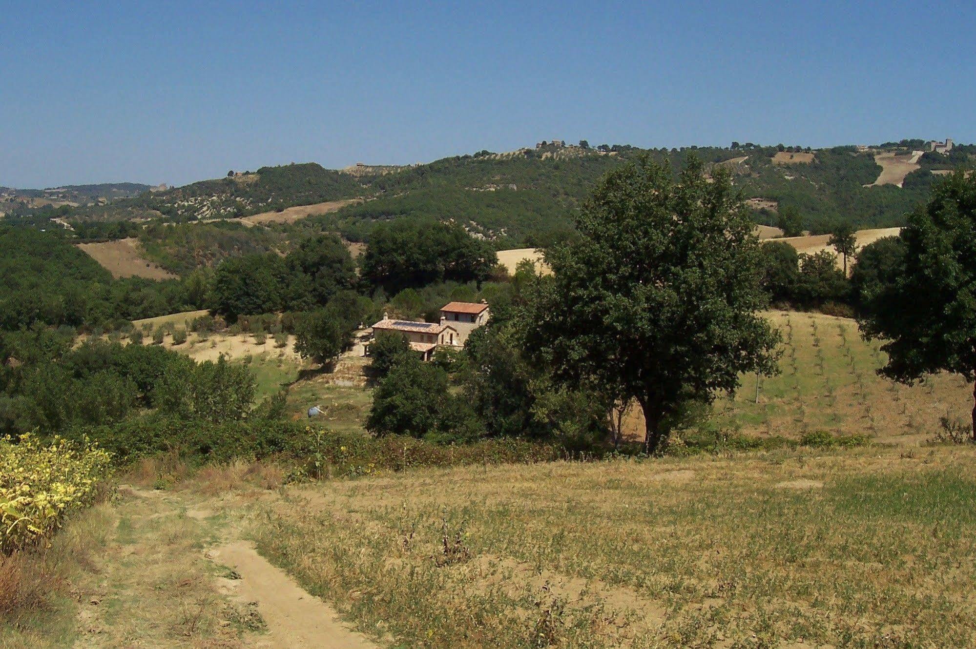 Agriturismo Bio Tra Cielo E Terra Apartment Grutti Exterior photo